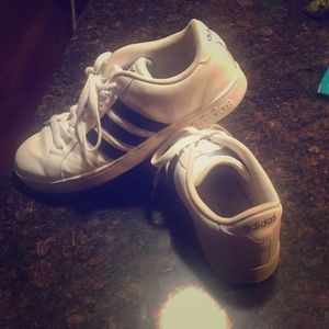 🌹Great Condition Adidas Neo Sneakers